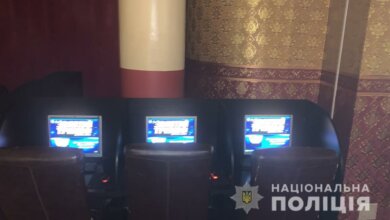 В Николаеве полиция нашла «подпольный» зал с игровыми автоматами | Корабелов.ИНФО