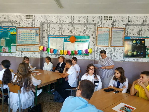 Родители - за забором... Самый необычный День знаний в школах Корабельного (Фото) | Корабелов.ИНФО image 16