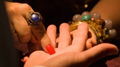 На Николаевщине пенсионерка отдала аферисткам почти миллион за «снятие порчи» | Корабелов.ИНФО