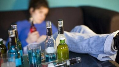 В Николаеве пьяная мать сломала девочке-инвалиду палец | Корабелов.ИНФО