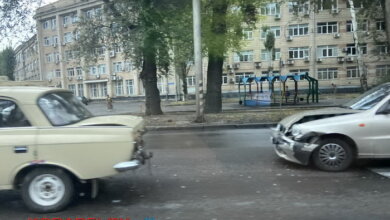 "Поцеловались "Таврия" с "Хондой": еще одно ДТП на проспекте Богоявленском | Корабелов.ИНФО image 1