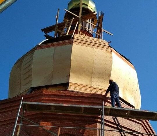 На месте бывшего памятника Ленину: в Корабельном районе установили 16-тонный купол на новый храм | Корабелов.ИНФО image 5