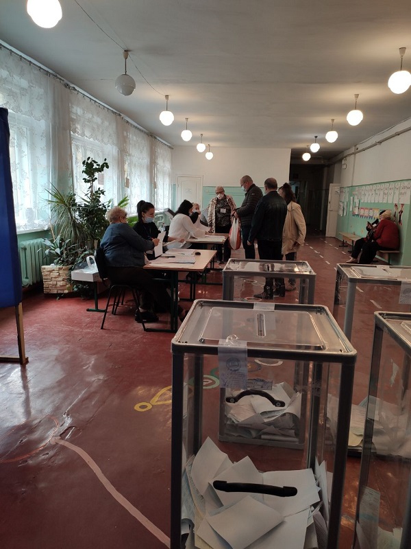 Николаевца с младенцем не пустили на участок проголосовать | Корабелов.ИНФО image 2