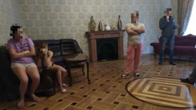 Одесского полицейского задержали за организацию сети борделей | Корабелов.ИНФО