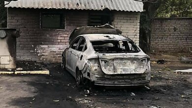 Ночью в Николаеве сожгли автомобиль кандидата в депутаты от «Слуги народа» | Корабелов.ИНФО