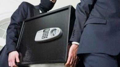 В Корабельном районе ночью из офиса предприятия похитили сейф с деньгами | Корабелов.ИНФО