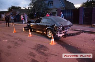 В Николаеве лоб в лоб столкнулись «БМВ» и «Жигули» - пострадали водитель и 9-летний ребенок | Корабелов.ИНФО image 4