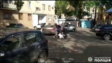 В Николаеве на «горячем» поймали вора, который обворовывал пенсионеров (видео) | Корабелов.ИНФО