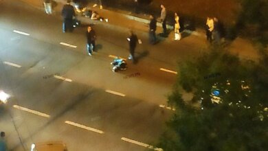 В Николаеве «Форд» сбил двух парней и скрылся. Машину нашли через час без водителя. Видео 18+ | Корабелов.ИНФО image 2