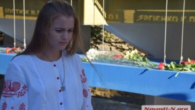 С молитвой и памятью об ушедших: в Николаеве отметили День защитника Украины | Корабелов.ИНФО image 5