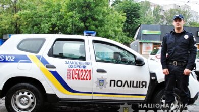 У Миколаєві жінка влаштувала дебош, намагаючись забрати сина із карантинної зони лікарні | Корабелов.ИНФО