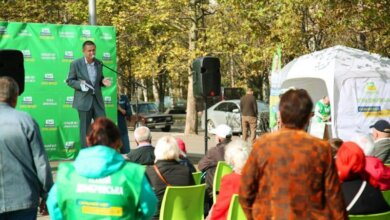 Андрей Коваленко, кандидат в депутаты от партии «Слуга Народа» продолжает знакомиться с жителями родного Корабельного | Корабелов.ИНФО image 3