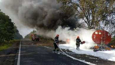 Под Николаевом фура с цистерной врезалась в дерево и загорелась – погиб водитель | Корабелов.ИНФО