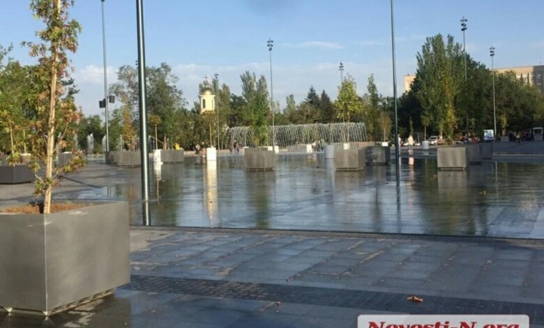 Фонтаны вновь залили "Серую площадь" в Николаеве | Корабелов.ИНФО