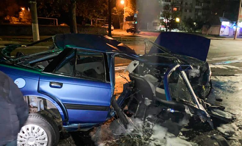 Ночью в Николаеве BMW депутата облсовета разорвал пополам Mitsubishi. Один водитель сбежал, второй - в реанимации | Корабелов.ИНФО image 3