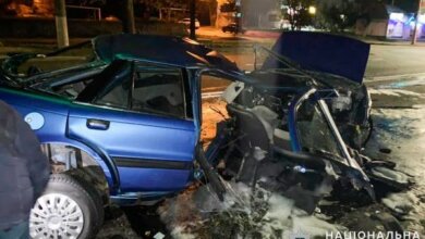 Ночью в Николаеве BMW депутата облсовета разорвал пополам Mitsubishi. Один водитель сбежал, второй - в реанимации | Корабелов.ИНФО image 3