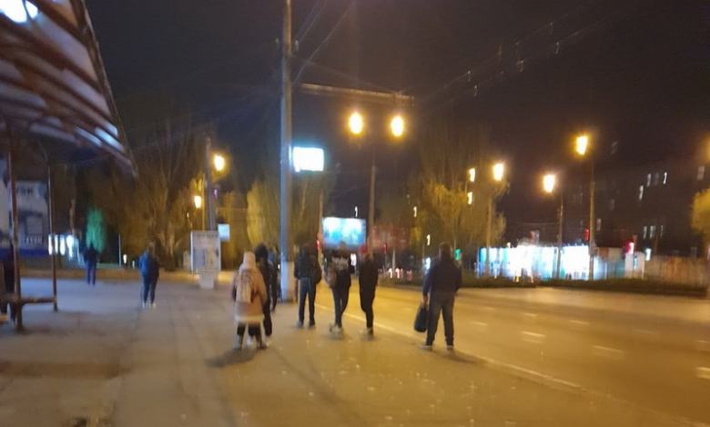 "Это просто издевательство", - жители Корабельного района не могут добраться с работы домой | Корабелов.ИНФО