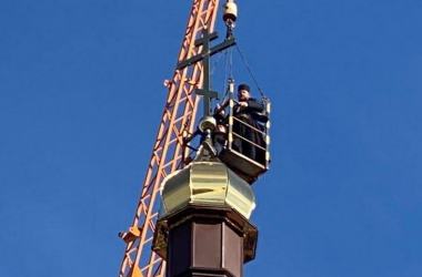До освячення накупольних хрестів храму долучився голова Корабельного району | Корабелов.ИНФО image 14