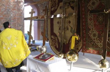 До освячення накупольних хрестів храму долучився голова Корабельного району | Корабелов.ИНФО image 18