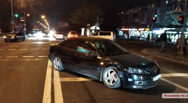 На проспекте Богоявленском столкнулись «Шкода» и «Мазда» | Корабелов.ИНФО image 2