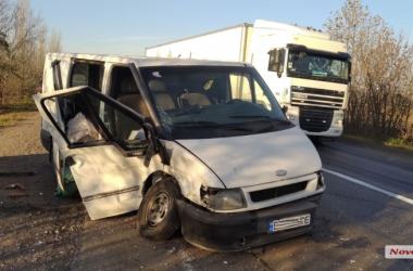 В Витовском районе из-за выехавшей на «встречку» фуры столкнулись четыре автомобиля | Корабелов.ИНФО image 2