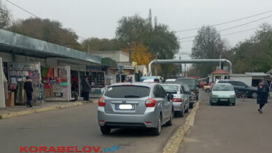 "Карантин выходного дня": полиция в Корабельном опять пыталась закрыть рынки | Корабелов.ИНФО