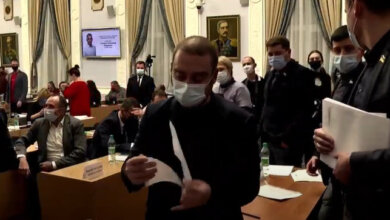 Секретарём Николаевского горсовета избрали Дмитрия Фалько. Мэр Сенкевич при голосовании испортил свой бюллетень | Корабелов.ИНФО image 3