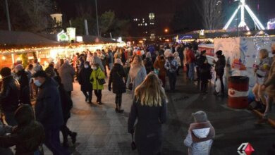 В День святого Николая на Соборную вышли сотни николаевцев – карантин соблюдают не все | Корабелов.ИНФО image 3