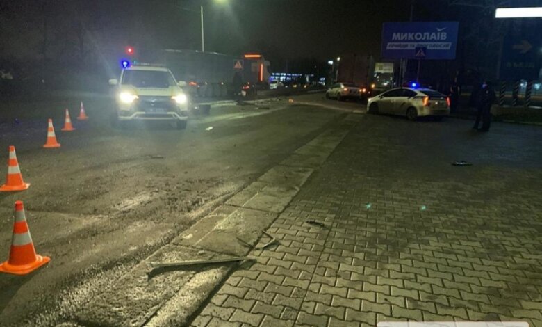 Полиция гналась за пьяным водителем: подробности ночного ДТП на "перегоне" (видео) | Корабелов.ИНФО image 5