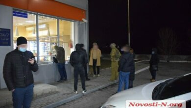 На заправке в Николаеве задержана группа лиц, подозреваемых в вымогательстве | Корабелов.ИНФО image 2