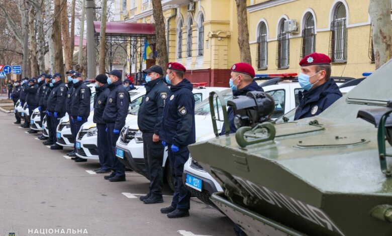 Николаевские полицейские получили девять новых автомобилей «Рено» и БРДМ | Корабелов.ИНФО image 1