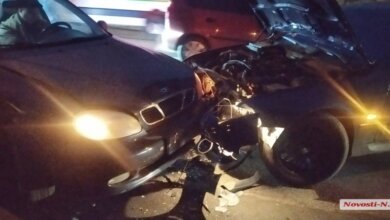 В Корабельном районе «БМВ», уходя от столкновения с фурой, врезался в «Деу» | Корабелов.ИНФО image 3