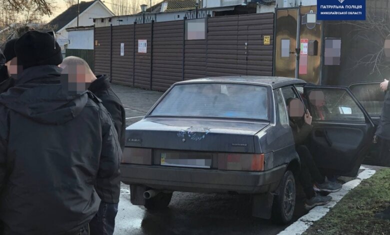 В Николаеве патрульные отказались от взятки в 7000 грн от друга пьяного водителя | Корабелов.ИНФО