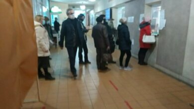 Длинные очереди и результат через неделю: как сдают тест на COVID-19 в Николаеве | Корабелов.ИНФО