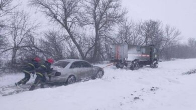 Непогода на Николаевщине 28 января: спасатели вытаскивают из заносов грузовики и «скорые» | Корабелов.ИНФО image 4