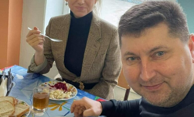 «Слуги народа» поели в школьной столовой Корабельного района | Корабелов.ИНФО