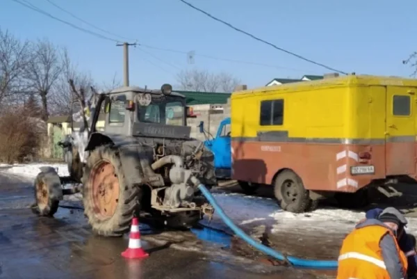 В Корабельном районе трактор «Николаевводоканала» столкнулся с «Фольксвагеном» | Корабелов.ИНФО