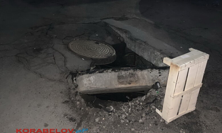 "Там до трагедии - чуть-чуть": в центре Корабельного района провалился асфальт | Корабелов.ИНФО image 5