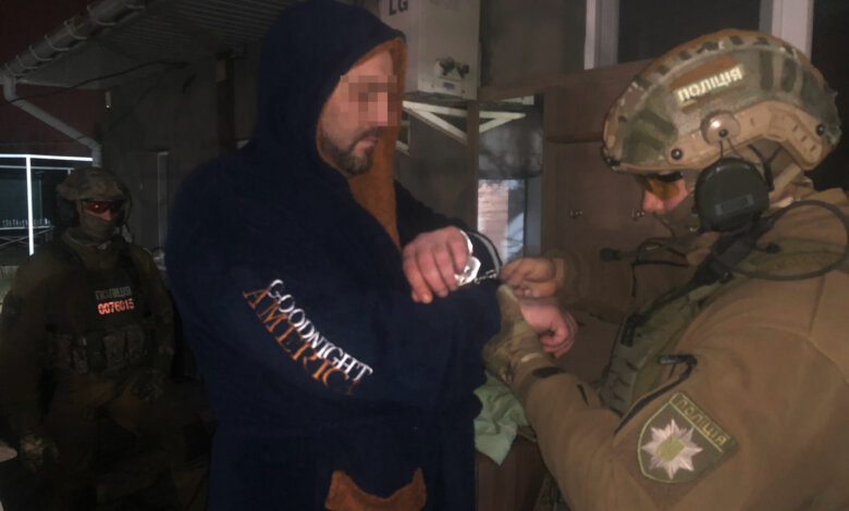 В Николаеве разоблачили группу наркодилеров (видео) | Корабелов.ИНФО