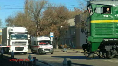 "Скорая" у ж/д переезда в Корабельном районе г. Николаева