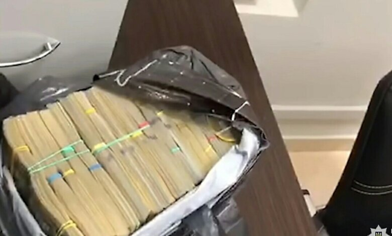 У государства «украли» конфискованные $400 тысяч воровского «общака» (Видео) | Корабелов.ИНФО image 1