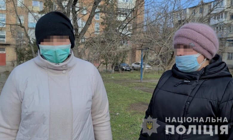 Поймали мошенниц по "горячим следам": спецназ штурмовал особняк «куратора» в Корабельном районе (видео) | Корабелов.ИНФО image 3