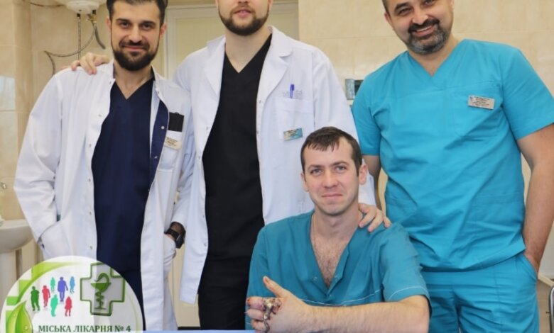 В Николаеве врачи пришили мужчине три пальца, которые были ампутированы турбинкой (фото 18+) | Корабелов.ИНФО image 1