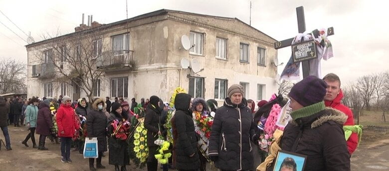 В Херсонской области похоронили 7-летнюю Машу Борисову, которую изнасиловали и задушили. Видео | Корабелов.ИНФО