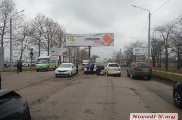 В Николаеве на перегоне столкнулись «БМВ» и «Ауди» | Корабелов.ИНФО image 2
