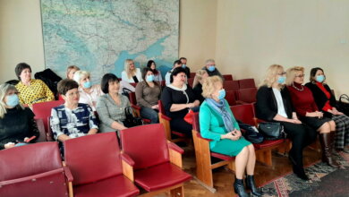 Подарунки для обраних: "райадміністрація Корабельного привітала найкращих жінок" | Корабелов.ИНФО image 2