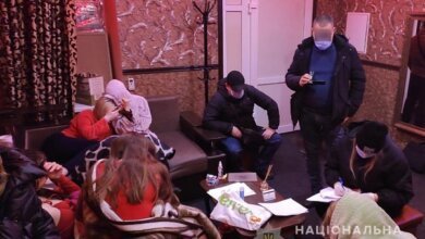 В Николаеве полицейские разоблачили бордель, замаскированный под массажный салон (Видео) | Корабелов.ИНФО