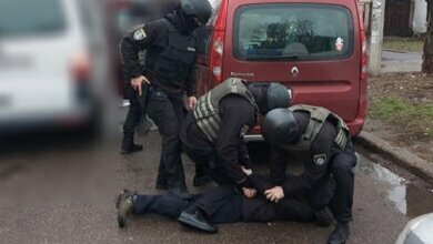 Полиция задержала таксиста, застрелившего женщину в центре Николаева (Видео) | Корабелов.ИНФО image 3