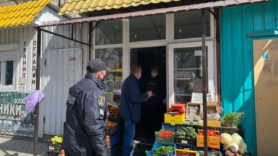 Проти стихійної торгівлі та порушників карантину: черговий рейд у Корабельному | Корабелов.ИНФО image 3