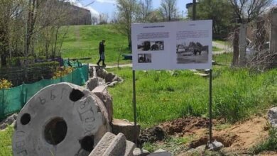 В парке "Богоявленский" установили информационные стенды к музейным экспонатам | Корабелов.ИНФО image 1